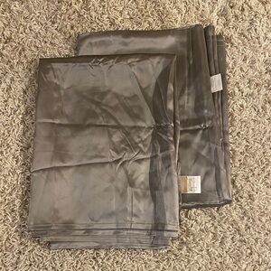THXSILK Set of two Elegant Gray Silk Sheets twin size, new